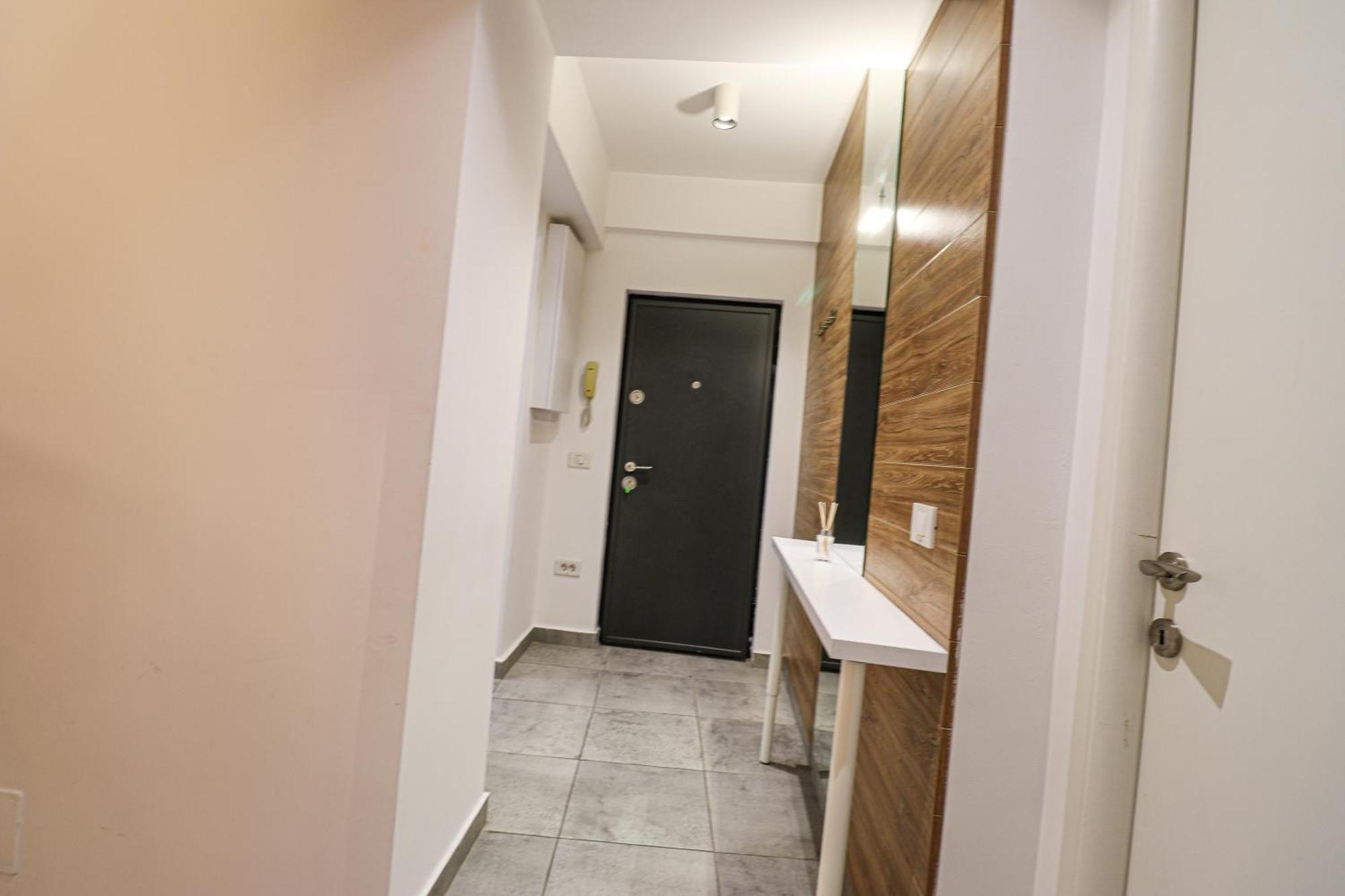 Piata Romana, Two Bedrooms Apartment Bukarest Kültér fotó