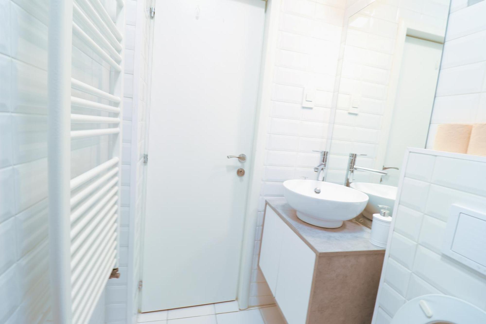 Piata Romana, Two Bedrooms Apartment Bukarest Kültér fotó
